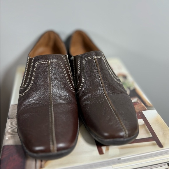 Women’s Natural Soul Size 7 1/2 Brown Leather Slip-On Shoes - Picture 3 of 15